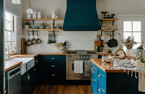 Cambewarra House | "Charmingly Rustic & Perfectly Refined" Farmhouse