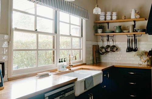Cambewarra House | "Charmingly Rustic & Perfectly Refined" Farmhouse