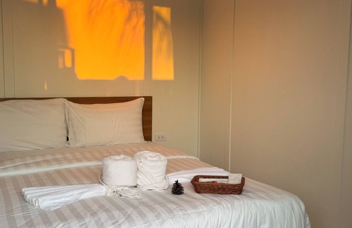 Khlong Yai Hotel | Charome Resort
