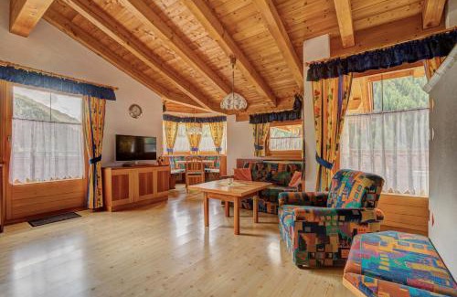 Ravaisch Apartment | Chasa Vallaina