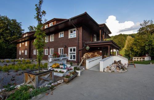 Soblahov House | Chata pod Ostrým vrchom
