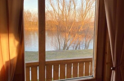 Horna Poton House | Chata pri jazere 1 - Lake side cottage