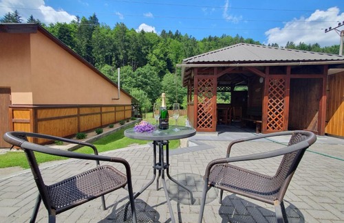 Jindrichov House | Chata u hajného