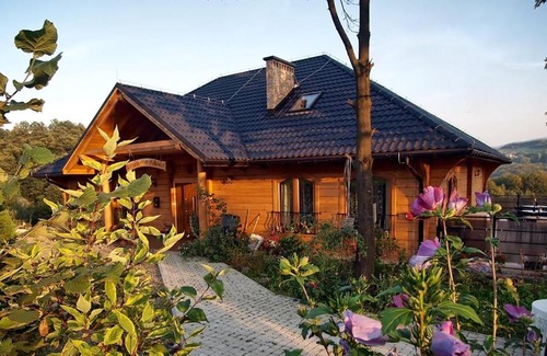 Jodlownik House | Chata wsród Malw