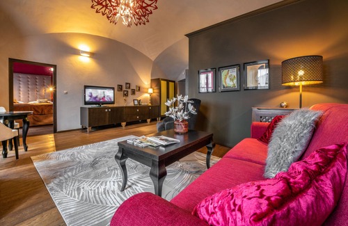 Oponice Hotel | Chateau Appony