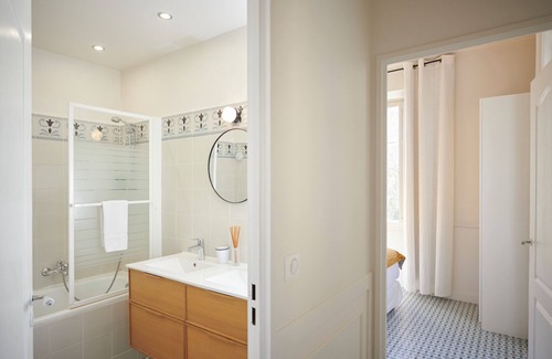 La Pointe Rouge Hotel | chateau beaupin