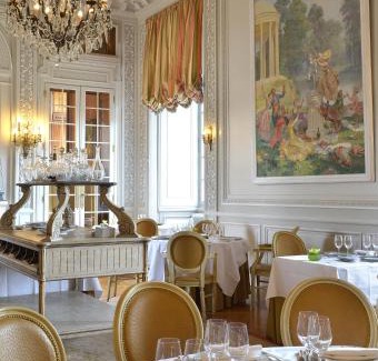 Maulevrier Hotel | Chateau Colbert