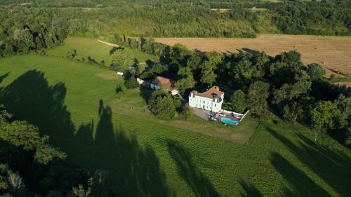 Saint-Laurent Bed & Breakfast | Chateau de la Coutere