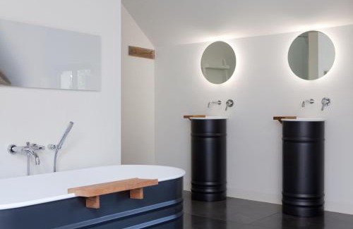 Montigny-la-Resle House | Chateau De La Resle - Design Hotels