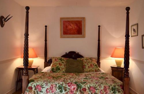Yvre-l'Eveque House | Chateau de Vaux