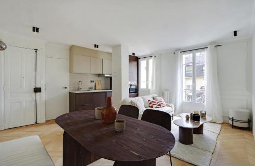 Vincennes Apartment | CHATEAU DE VINCENNES Luxury Flat from 5 min to Paris