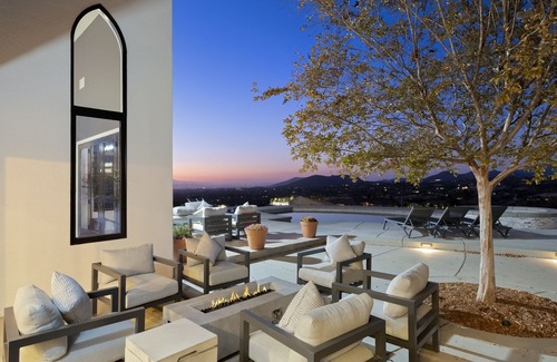 Temecula House | 🌟Chateau Evie James - High End Luxury Home w/Pool, Hot Tub, Game Room! WEEKDAY SPECIALS🌟