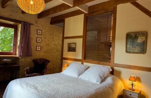 Lisle Bed & Breakfast | Chateau La Rochette