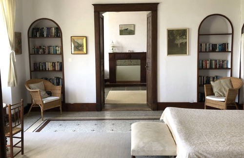 Couloume-Mondebat Other | Château on a hill surrounded by its own land overlooking the countryside