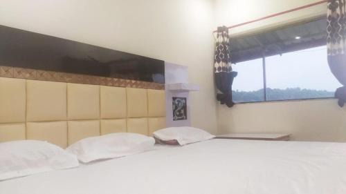 Guptkashi Resort | Chaukhamba view Resort
