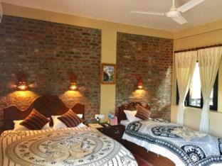 Sauraha Hotel | Chautari Garden Resort