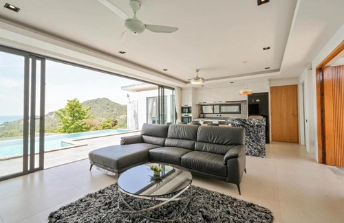 Maret Villa | Chaweng noi Seaview villa with 5 bedroom