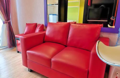 Binong Apartment | Cheapest 2BR Paragon Apt Karawachi with Pool