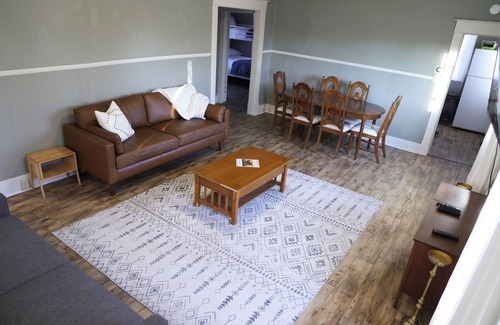 Trenton House | Cheerful 2 Bedroom Home In Trenton City