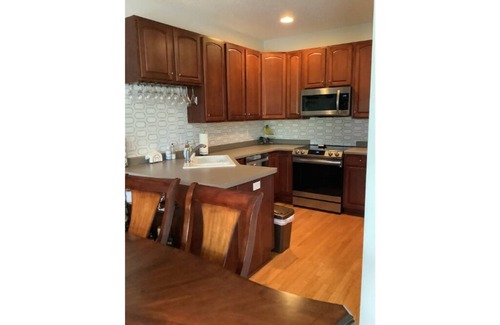 Woodbury Apartment | Cheerful 2 bedroom