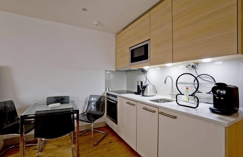 Sands End Apartment | Chelsea Studio, Modern Perfect Location
