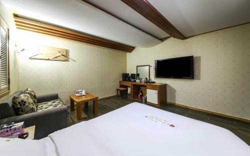 Cheongju Hotel | Cheongju Ochang memory stay