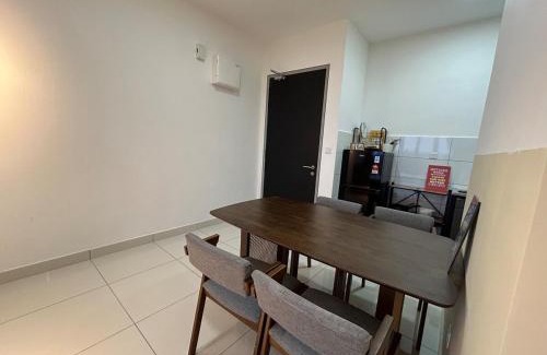 Kampung Bukit Dukong Apartment | Cheras trader square traders garden park#boardgame