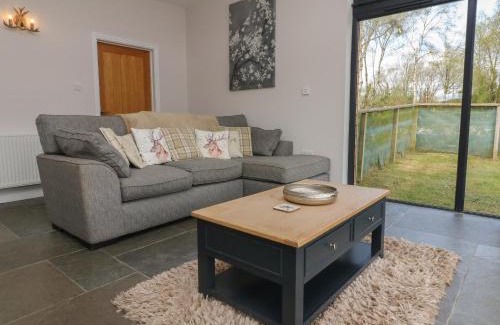 Bridgetown House | Cherry