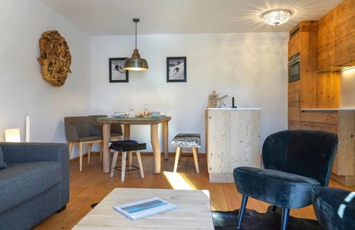 Celerina-Schlarigna Apartment | Chesa Palüdin 5 - Celerina by Interhome