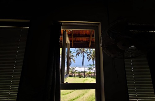 Mahe Villa | Cheshire Village - Beach Resort
