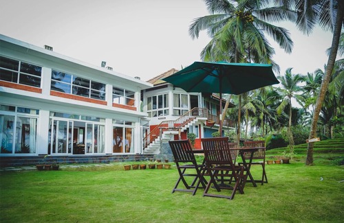 Mahe Villa | Cheshire Village - Beach Resort