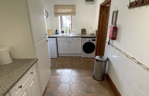 Bonsall Cottage | Chestnut Farm Holiday Cottages