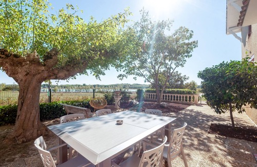 Montpouillan House | Chez Annie et William
