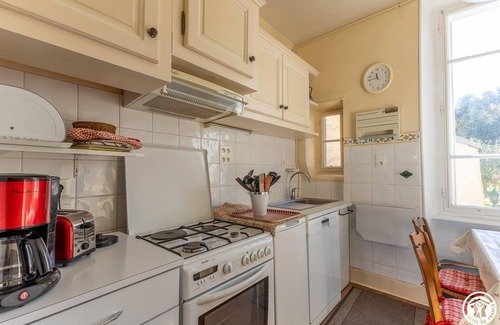 Murol House | Chez Berthe - MUROL - Gîte