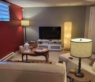 Mercier House | Chez Carole - Établissement d'hébergement de résidence principale sur la Rive-Sud de Montréal