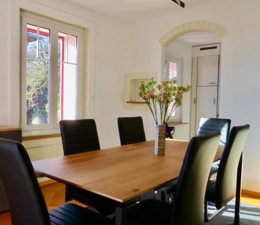 Neuchatel Apartment | Chez Carole (4 pièces)