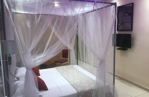 Saly House | Chez Daniel mbene