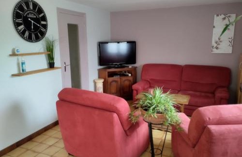 Eguzon-Chantome Apartment | Chez David et Sonia
