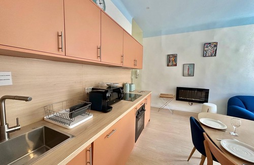 Opera Apartment | Chez Laura & Thomas - charming 2BR Vieux Port/Place Huiles & Estiennes d'Orves