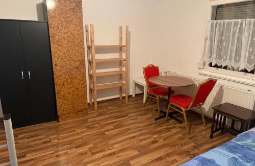 Schoenaich Hotel | Chez Madamme Lheur