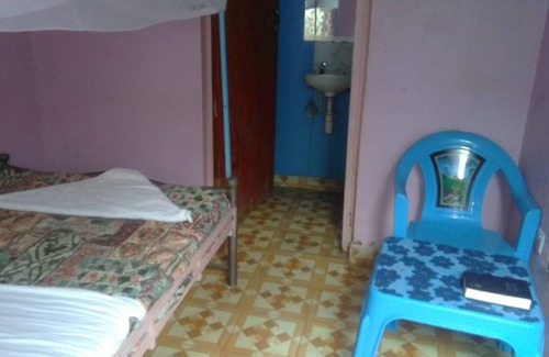 Ugunja Bed & Breakfast | Chez Mbago Resort