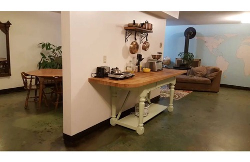 South End House | Chez Moon!