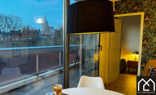 Boulogne-Centre Apartment | Chez Perrine, Magnifique Appartement Face aux Remparts