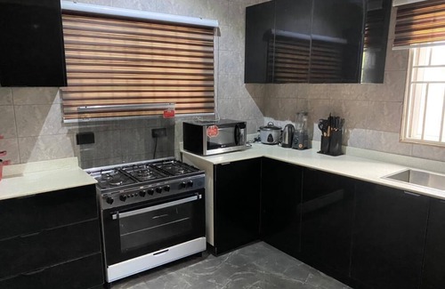 Kokrobite Apartment | Chic 1-bedroom apartment with AC and WiFi in marvelous Kokrobite