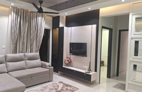 Manchanabele Apartment | Chic 1-bedroom apartment with WiFi, fitness room in vibrant Bengaluru