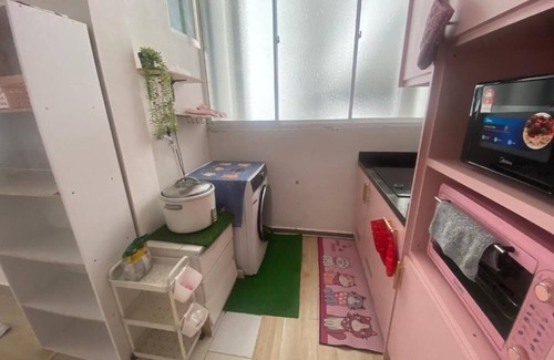 Kajang Apartment | Chic 2-bedroom apartment with AC and fitness room in vibrant Kajang
