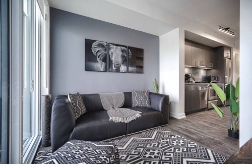Church and Wellesley Apartment | Chic 2BR Oasis with Skyline Views near Berczy Park