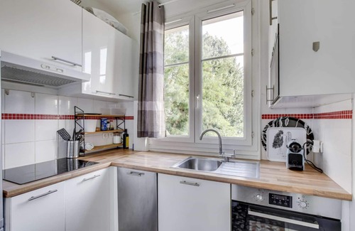 Plateau - Mont-Valerien Apartment | Chic apart near Paris - La Defense