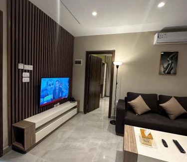 Al Swaifyeh Apartment | Chic Apartments For Rent ave1-8