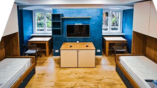 Lagaccio Apartment | Chic House